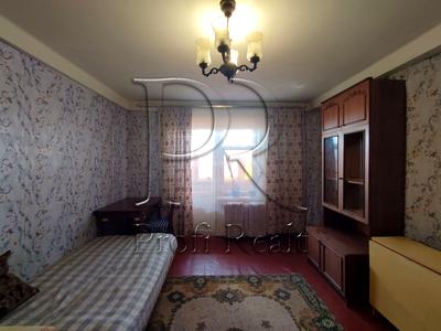квартира за адресою Братиславська вул., 38