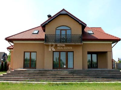 дом по адресу с. Вишенки, Карьерная ул.