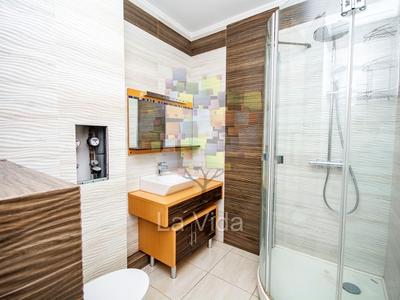квартира за адресою Дніпровська набережна вул., 19