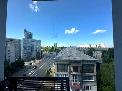 квартира по адресу Митрополита Василия Липковского ул. (Урицкого), 38