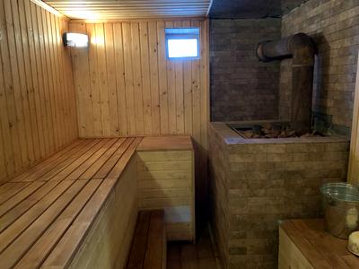 комерційна за адресою Собранецька вул., 100
