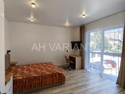 квартира за адресою Університетська вул., 3