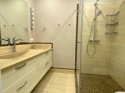 квартира за адресою Регенераторна вул., 4 к1-2