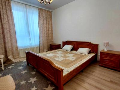 квартира за адресою Літературна вул., 12