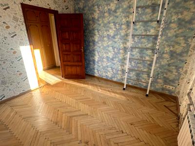 квартира за адресою Квітневий пров., 5