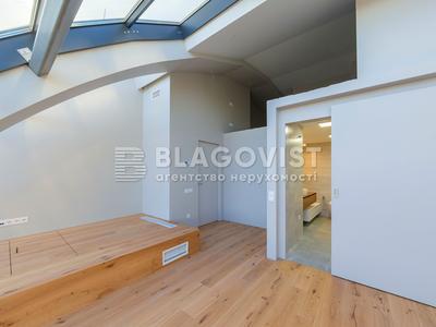 квартира за адресою Андрія Верхогляда вул. (Михайла Драгомирова), 1