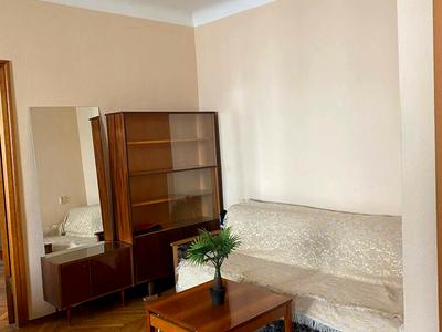 квартира за адресою Трьохсвятительська вул., 3