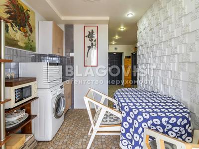 квартира за адресою кловський узвіз, 20