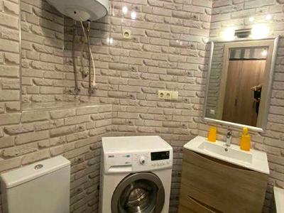 квартира за адресою Набережно-Корчуватська вул., 27