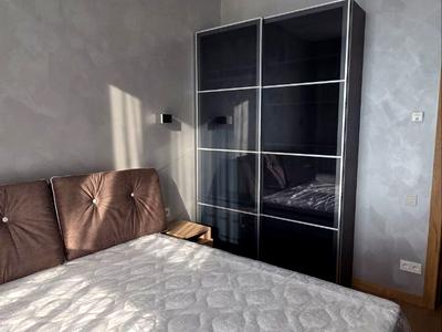 квартира за адресою Зоряний бульв., 1