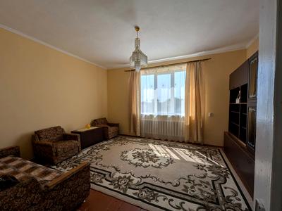 будинок за адресою Центральна