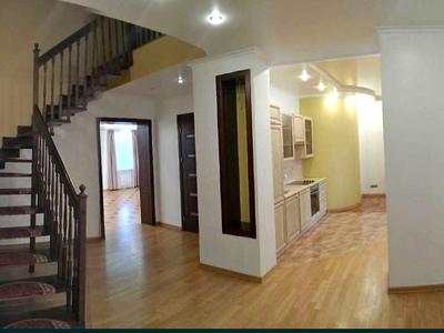 квартира за адресою Обсерваторна вул., 7
