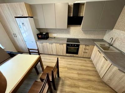 квартира за адресою Феодосійська вул., 2-Л