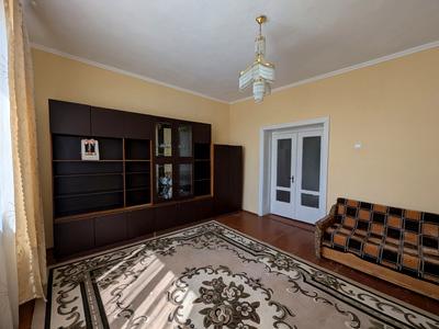 будинок за адресою Центральна