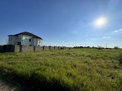 участок по адресу с. Новая дофиновка, Победы, 1