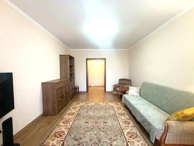 квартира за адресою Захарівська вул., 10