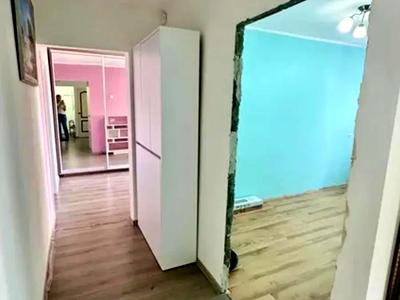 квартира за адресою Київ, Прирічна вул., 19