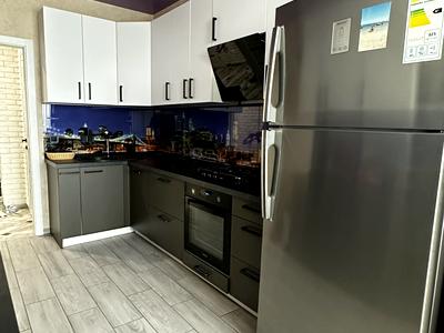 квартира за адресою Абрикосова вул., 5