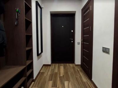 квартира за адресою Дніпровська набережна вул., 16-Г
