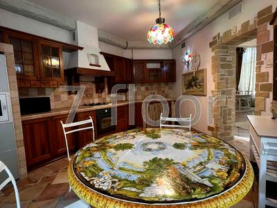 будинок за адресою Боброва, 2