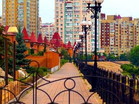 будинок за адресою Оболонська набережна вул.