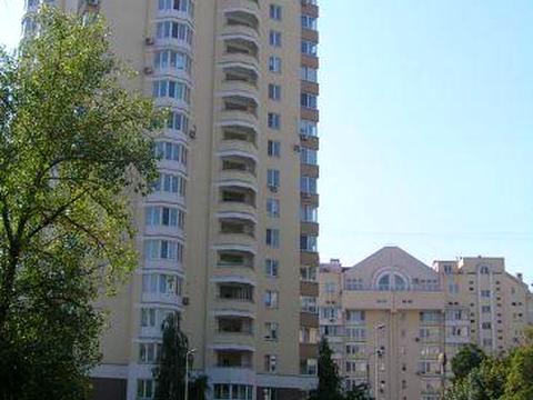 комерційна за адресою Левка Лук'яненка вул. (Маршала Тимошенка), 29-В