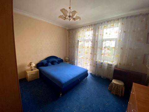 квартира за адресою Дмитра Яворницького просп. (Карла Маркса)