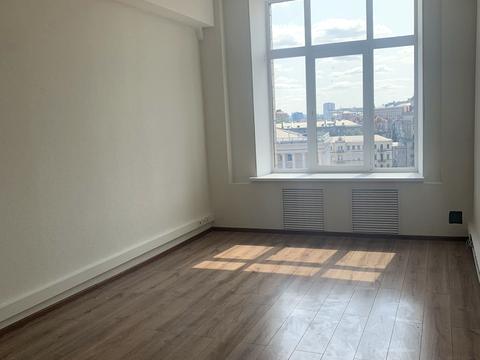 коммерческая по адресу Крещатик ул., 7/11