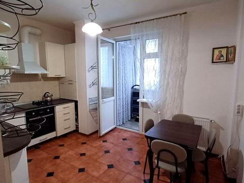 квартира за адресою Академіка Сахарова вул., 36