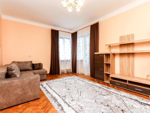 квартира за адресою Дмитра Донцова вул., 6