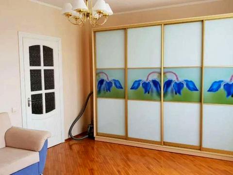 квартира за адресою Академіка Булаховського вул., 5-Г