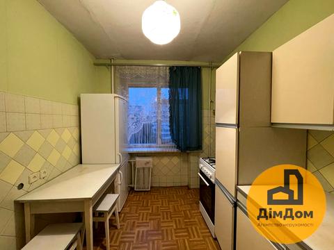 квартира по адресу Героев Полка "Азов ул. (Малиновского маршала), 25