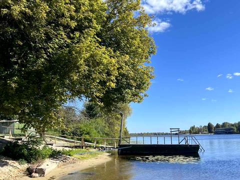 участок по адресу Островная ул.