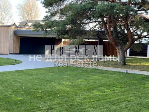 будинок за адресою Столичне шосе