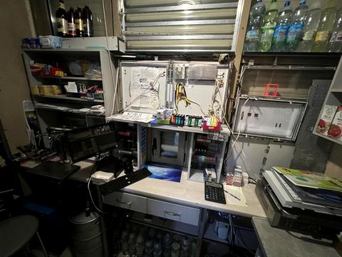 комерційна за адресою Проскурівського підпілля вул., 1