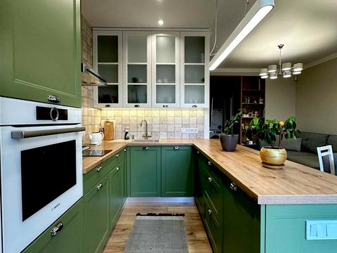 квартира за адресою Лабораторна вул., 31