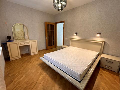квартира по адресу Киев, Николая Голего ул. (Лебедєва-Кумача), 6