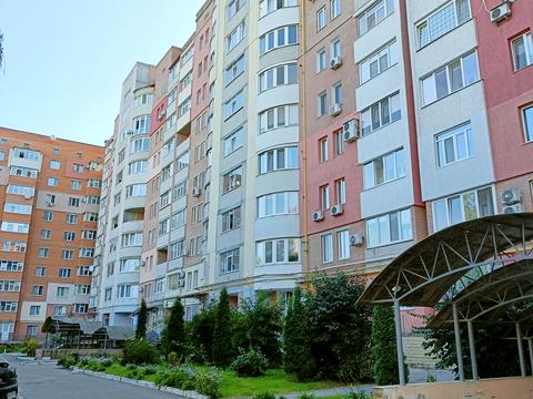 квартира за адресою Герасима Кондратьева, 144/3