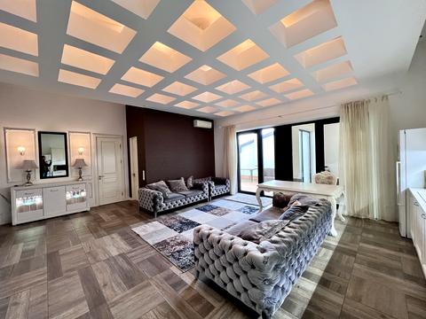 будинок за адресою Локомотивна вул., 1