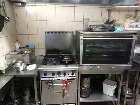 комерційна за адресою Пантелеймонівська вул., 64