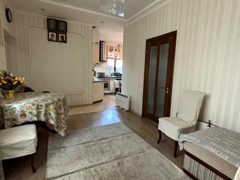 будинок за адресою Дніпро, Мостобудівельників вул., 1Б