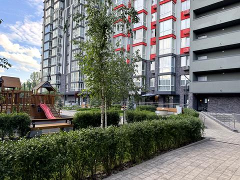 квартира за адресою Олега Мудрака вул. (Генерала Наумова), 1-Б