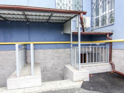 комерційна за адресою Миру вул., 11-А