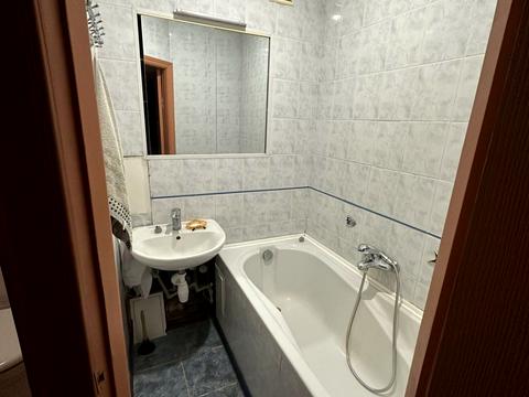 квартира за адресою Сергія Берегового вул. (Мартиросяна), 25