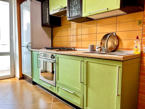 квартира за адресою чорновола, 2б