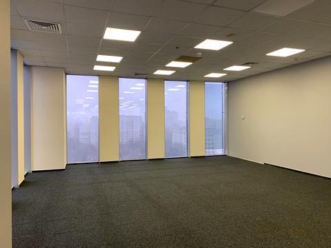 коммерческая по адресу Николая Амосова ул., 12