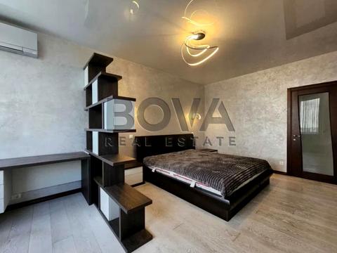 квартира за адресою Драгоманова вул., 40-Ж