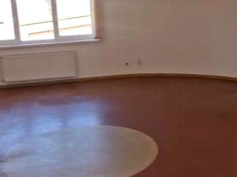 комерційна за адресою Соборна вул., 11