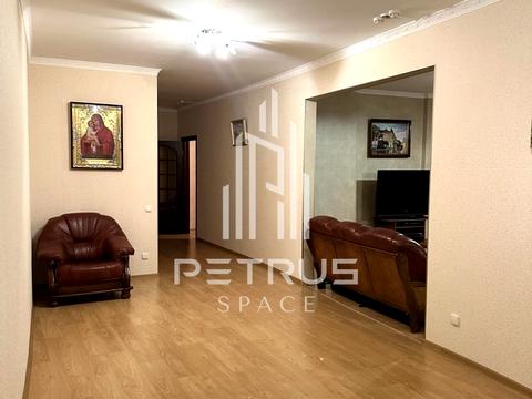 квартира за адресою Дніпровська набережна вул., 19-А