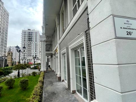 комерційна за адресою Михайла Максимовича вул. (Онуфрія Трутенка), 26-Г